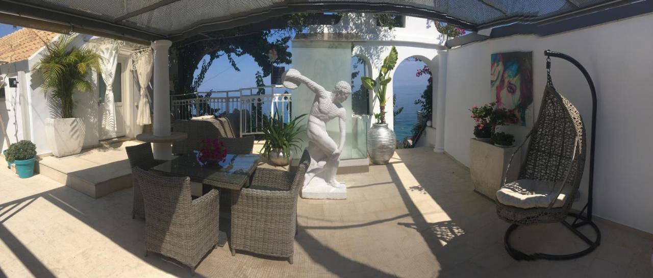 Villa Evita Mesongí Esterno foto