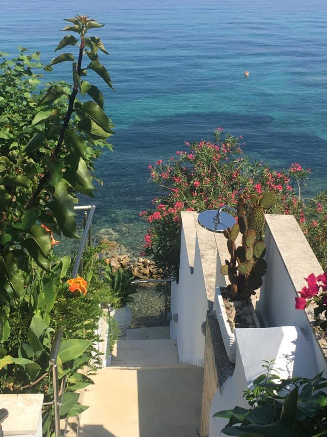 Villa Evita Mesongí Esterno foto